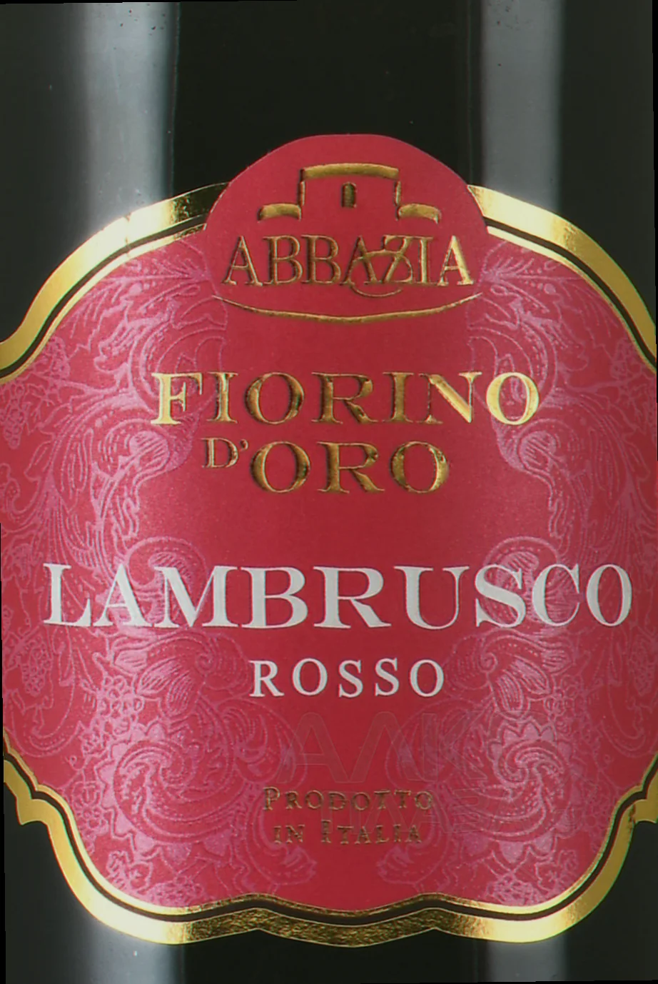 Vinglas med rød lambrusco