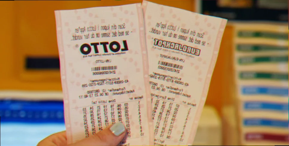 Lotto maskine trækker tal.